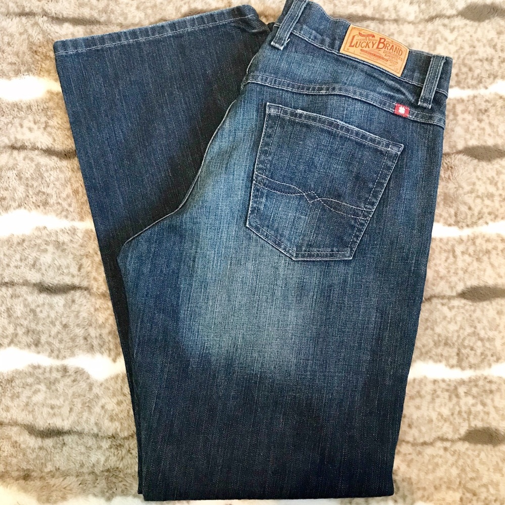 (SOLD) Lucky Brand Jeans Dark Wash Distressed Fade Sz 10